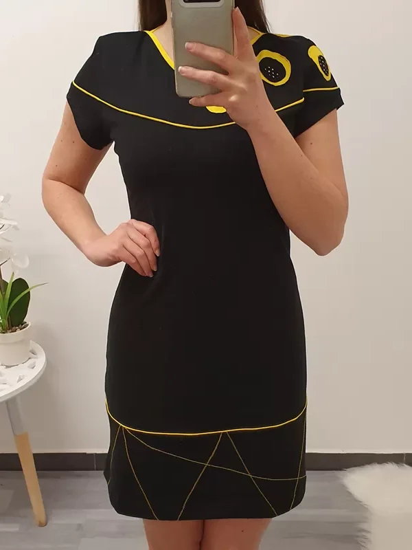 ČRNA TUNIKA KAJA RUMENA