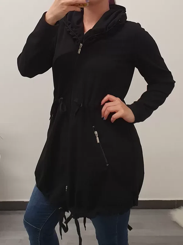 JOPA TANIKA ČRNA