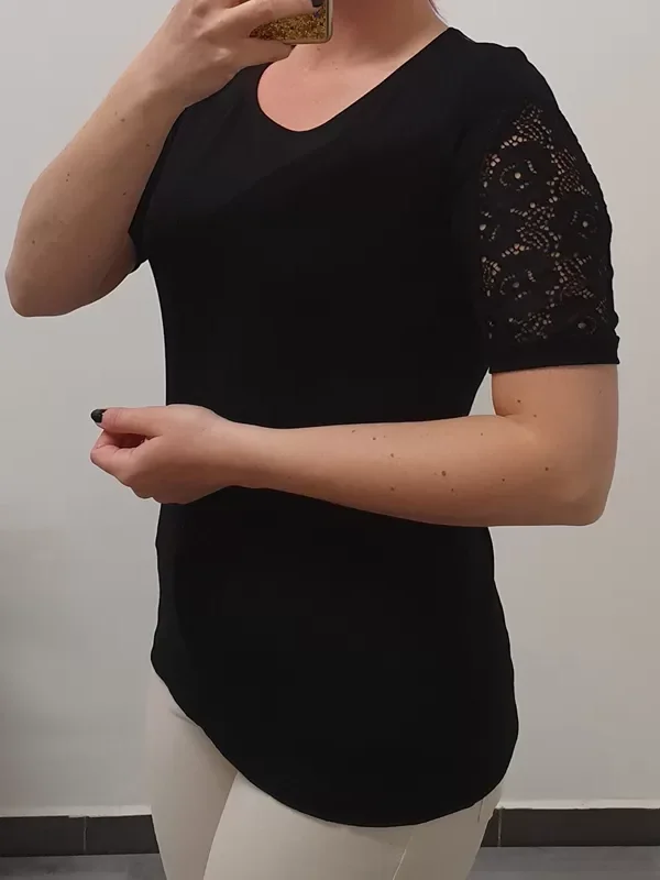 MAJICA TAJLA ČRNA