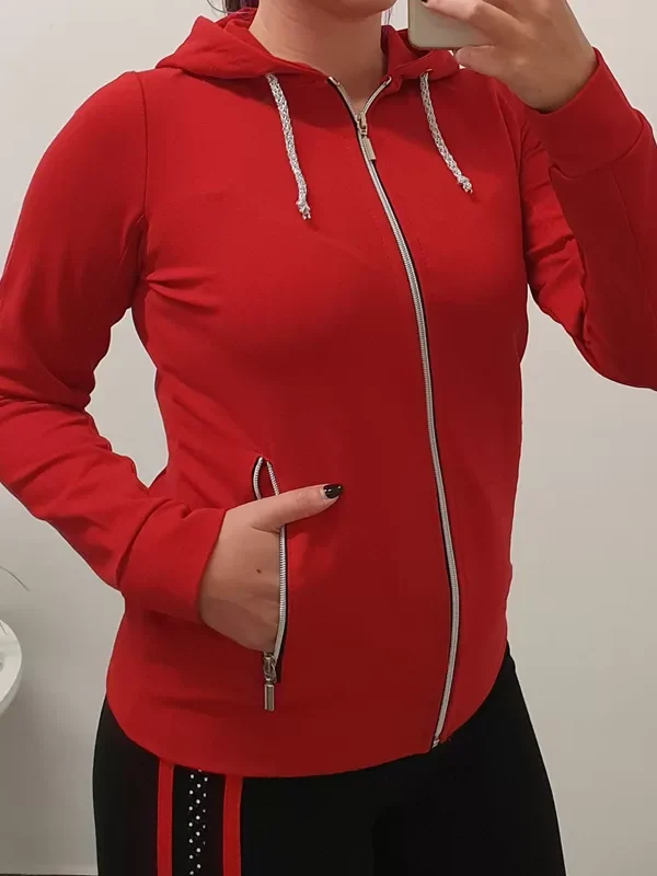 JOPA VERONIKA RDEČA
