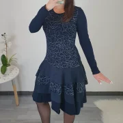 OBLEKA SUZI TEMNO MODRA ČRTA
