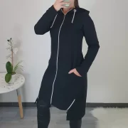 PLAŠČ BELINDA ČRN