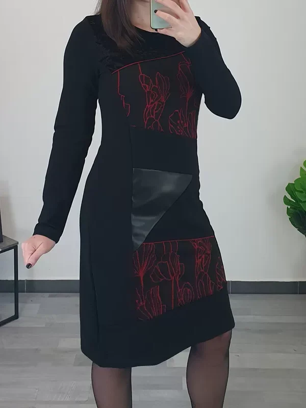 OBLEKA ZVONKA RDEČA