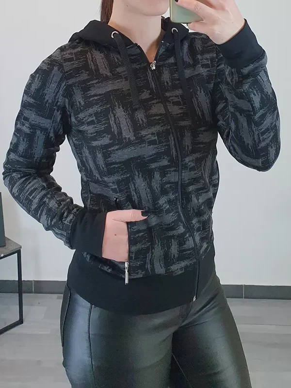 JOPA VERONIKA VZOREC ČRNA