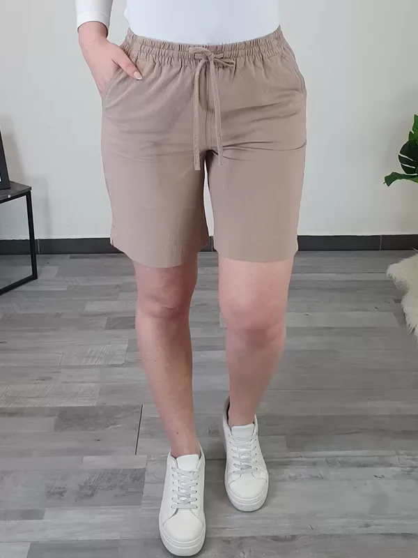 KRATKE HLAČE 17194 RJAVA