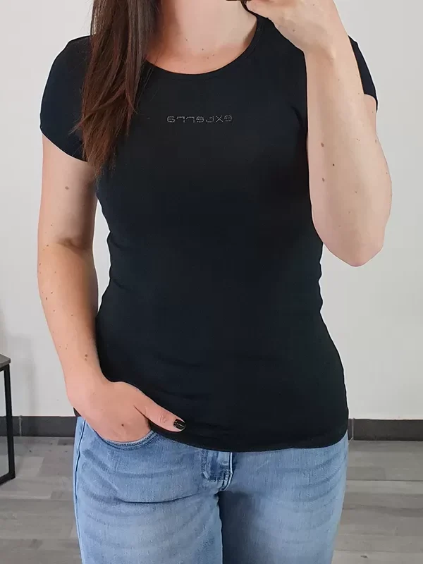 MAJICA 444 ČRNA
