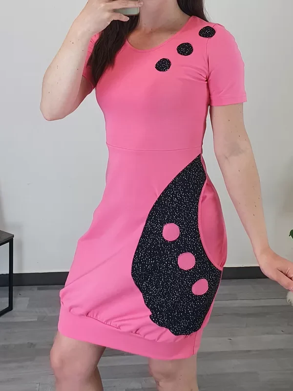 TUNIKA ARINA ROZA