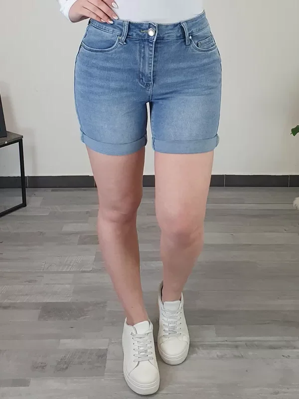 KRATKE PUSH UP JEANS HLAČE K7022