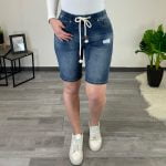 KRATKE JEANS HLAČE CY587