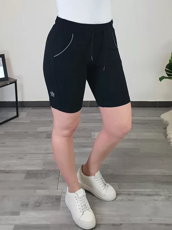 KRATKE ŠPORTNE HLAČE 334-22 ČRNE