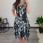 OBLEKA CIRILA ČRNO-BELA