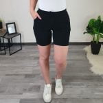 KRATKE HLAČE MARIČKA ČRNE