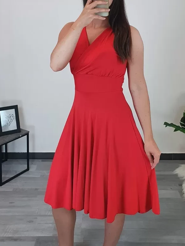 OBLEKA MONROE RDEČA