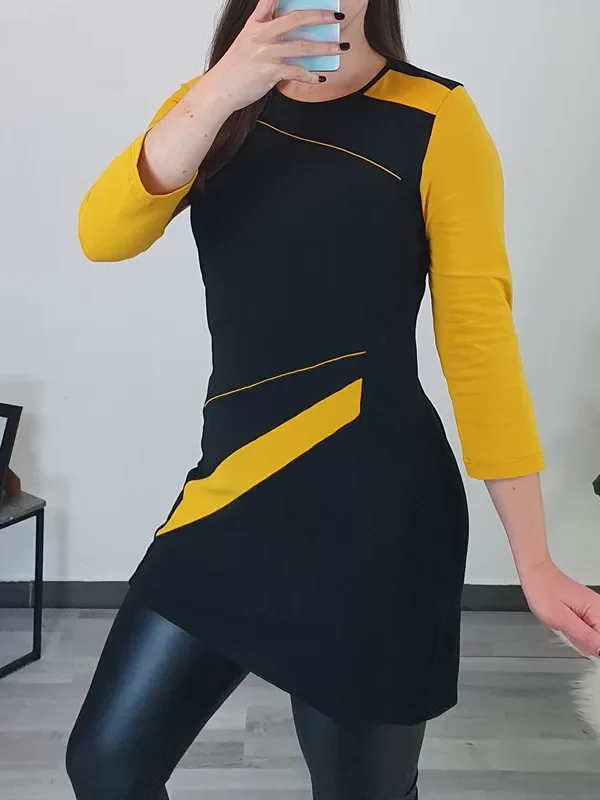 TUNIKA LORENA RUMENA