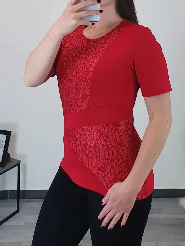 MAJICA KRISTI RDEČA