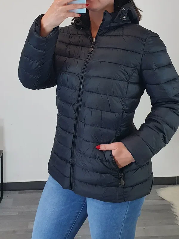 BUNDA 230008 ČRNA