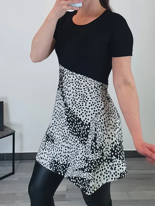 TUNIKA TIA BELA