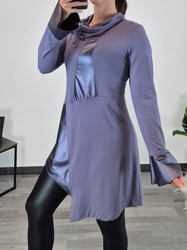 TUNIKA KARLINA VIJOLA