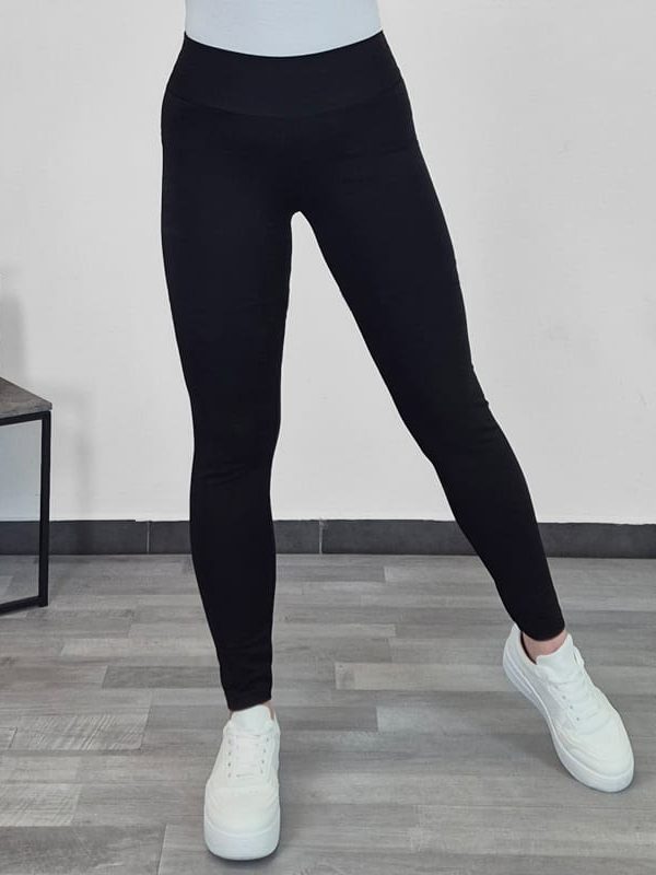 PAJKICE LARISA ČRNE
